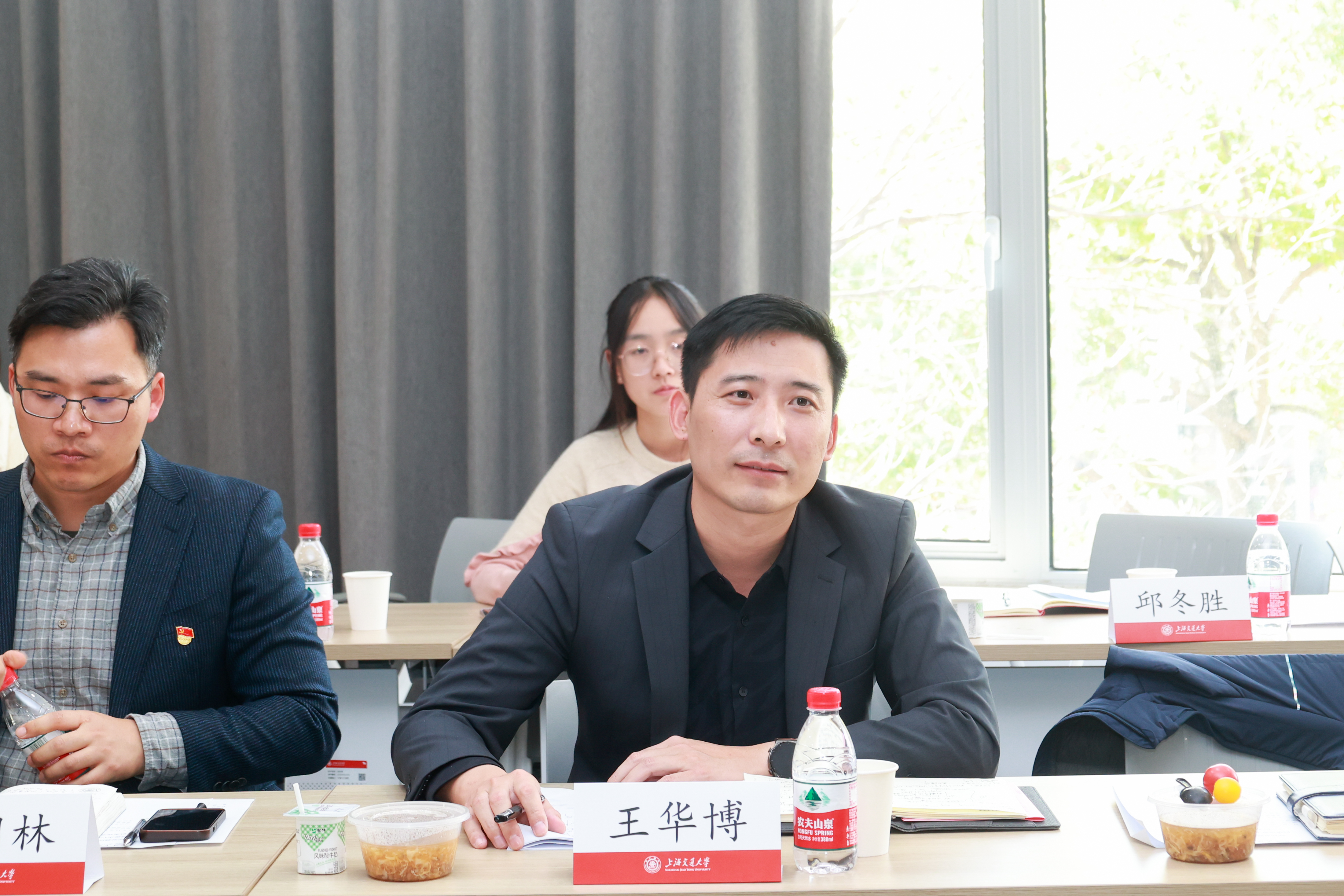 1702955217486826.jpg 211A8155.jpg