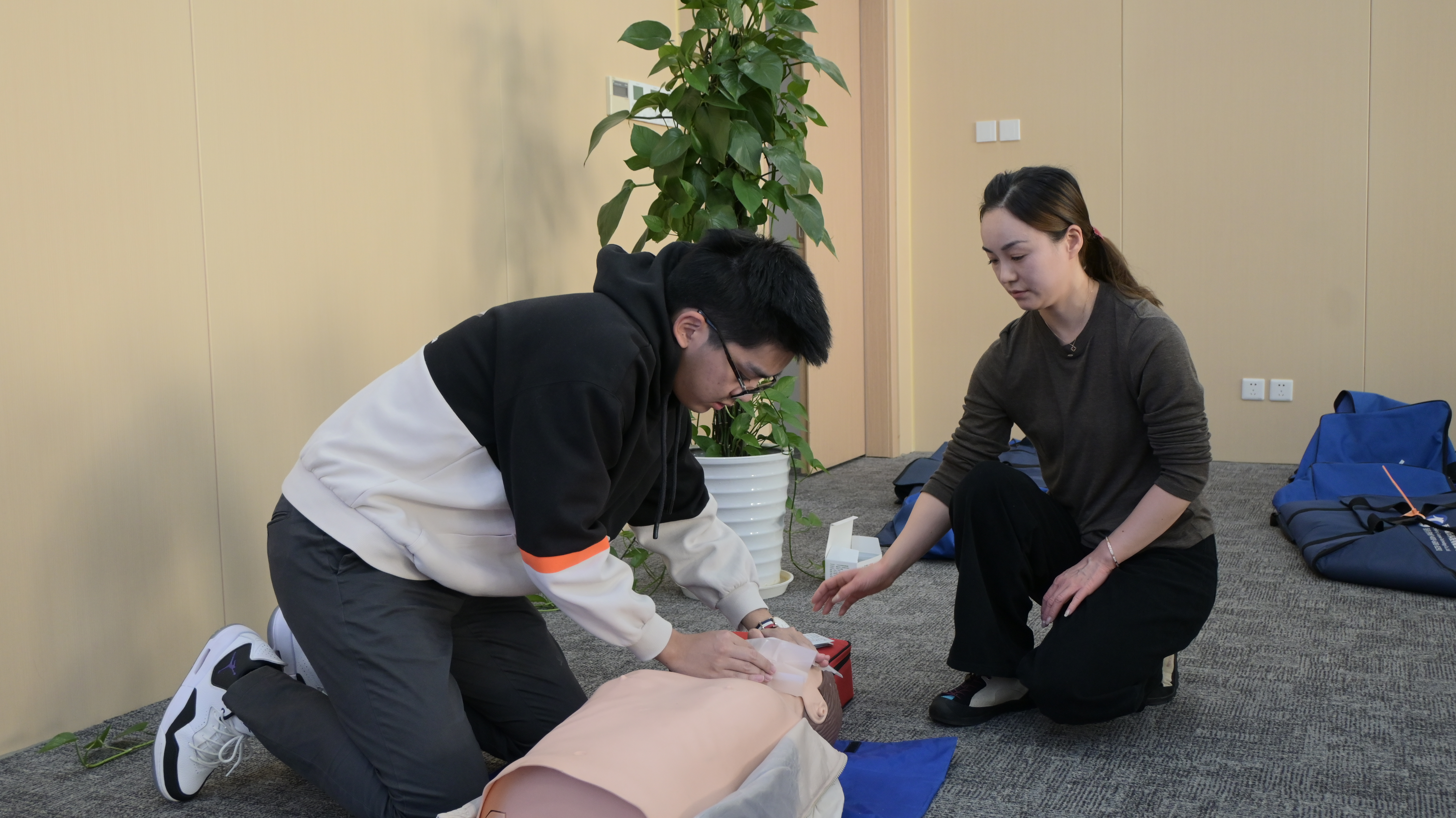 1764318849164468.png 图片 5.png